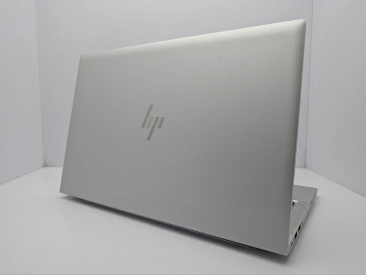 Ультрабук HP EliteBook 840 G7 / 14" (1920x1080) IPS / Intel Core i7-10610U (4 (8) ядра по 1.8 - 4.9 GHz) / 16 GB DDR4 / 256 GB SSD M.2 / Intel UHD Graphics / WebCam б/у - Фото 8 Ультрабук HP EliteBook 840 G7 / 14" (1920x1080) IPS / Intel Core i7-10610U (4 (8) ядра по 1.8 - 4.9 GHz) / 16 GB DDR4 / 256 GB SSD M.2 / Intel UHD Graphics / WebCam б/у - изображение 8