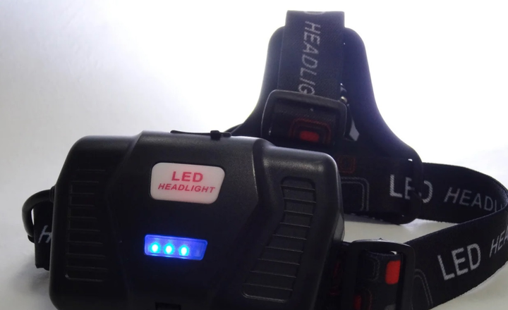Фонарь налобный HeadLight светодиодный 3 аккумулятора USB Чёрный (P-54 ...