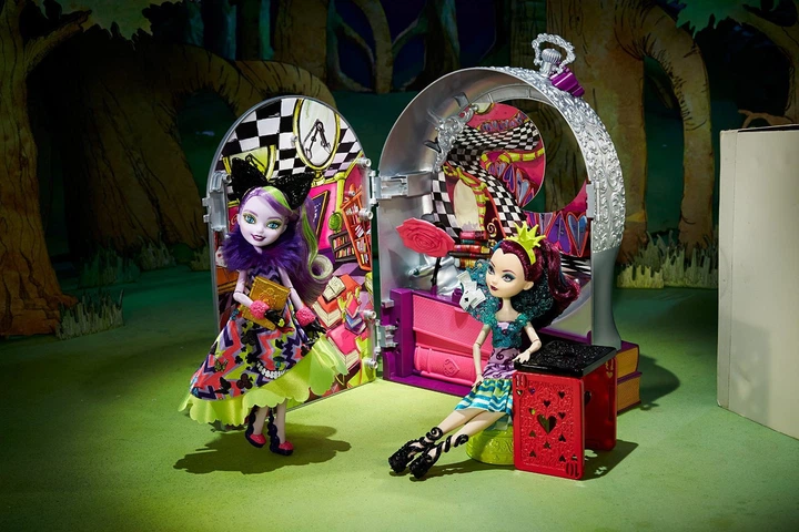 Набір Mattel Рейвен Квін Дорога в Країну Чудес Ever After High Way Too Wonderland High and Raven Queen CJC40 - зображення 6