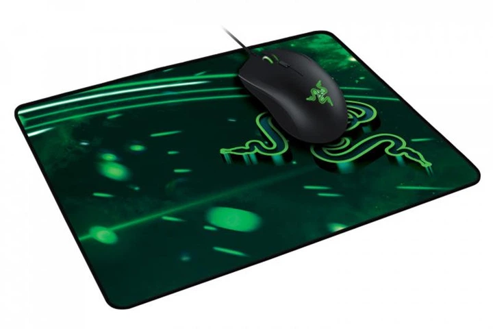 Ігрова поверхня Razer Goliathus Cosmic Medium Speed (RZ02-01910200-R3M1) - зображення 5