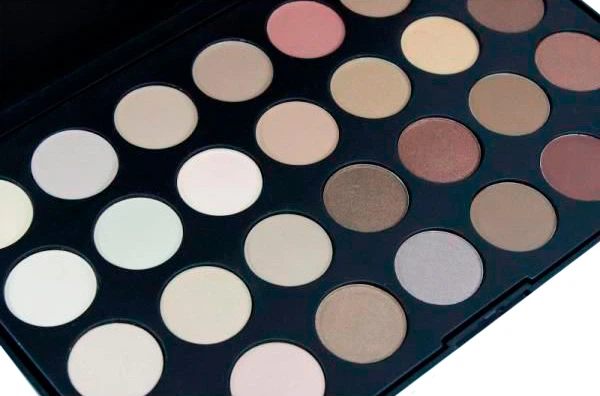 Палитра теней Make Up Me P28 пастельных 28 оттенков 7.5 г (7107724733252) - изображение 4