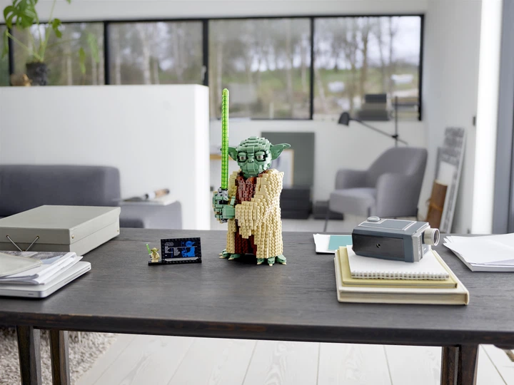 Zestaw klocków LEGO Star Wars Yoda 1771 element (75255) - obraz 4