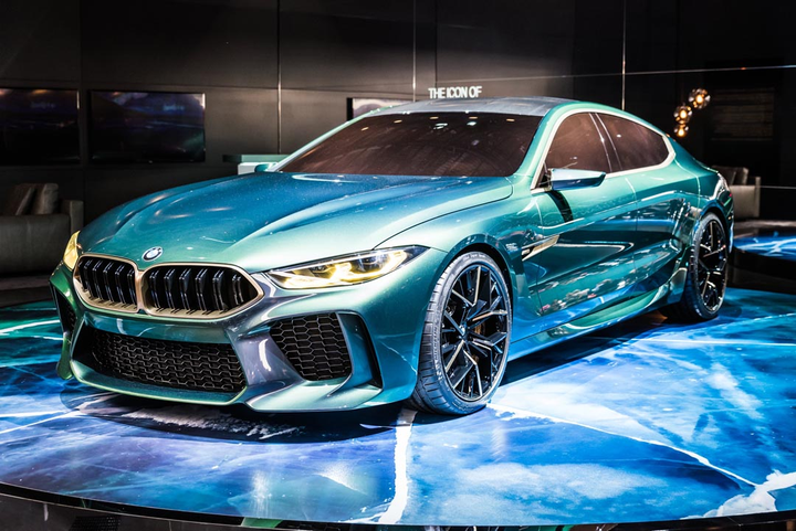 Фотошпалери Сhameleons BMW gran tourer (21589) - зображення 1