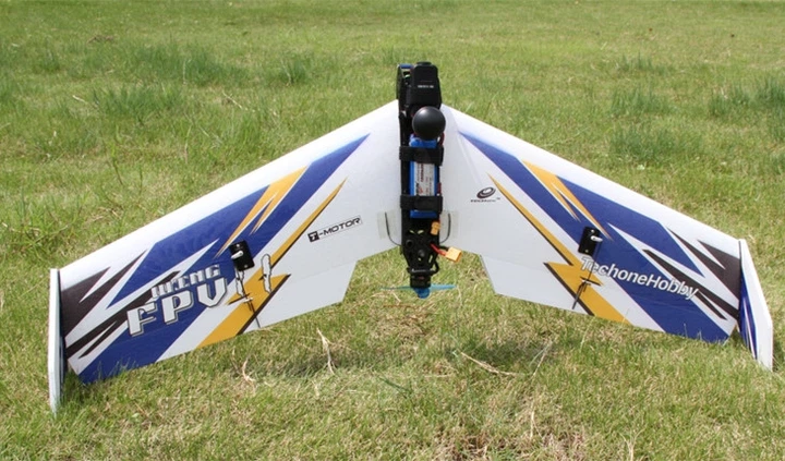Летающее крыло TechOne FPV WING 900 II 960 мм EPP KIT - Фото 4 Летающее крыло TechOne FPV WING 900 II 960 мм EPP KIT - изображение 4