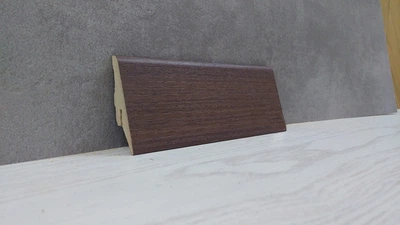 Плинтус Супер Профиль Орех Тёмный 2800x55x19 Коричневый 1255ort