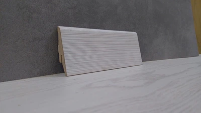 Плинтус Супер Профиль Вудлайн Крем 2800x55x19 Бежевый 1255vkr