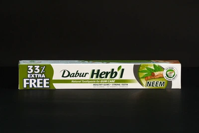Зубна паста без фтору Дабур Нім Dabur Herb'l Neem 100 г