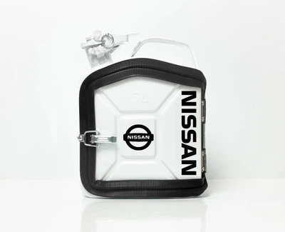 Подарок для мужчин Канистра-бар 5 л с маркой авто Nissan Белая + 2 стакана в подарок Shop Monkeys (KA-Nissan-4616)