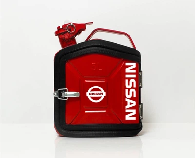 Подарок для мужчин Канистра-бар 5 л с маркой авто Nissan Красная + 2 стакана в подарок Shop Monkeys (KA-Nissan-4416)