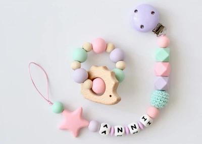 Набор держатель для пустышки+грызунок Babymall Pink Hedgehog