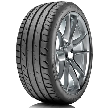 KORMORAN Ultra High Performance 225/45R17 94V