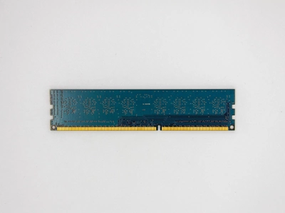 Оперативная память Hynix DIMM 4Gb DDR3 1600MHz PC3L-12800 CL11 (HMT451U6DFR8A-PB N0 AA) Б/У