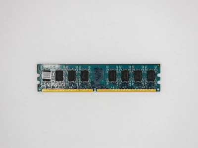 Оперативная память Hynix DIMM 2Gb DDR2-800MHz PC2-6400 CL6 (HMP125U6EFR8C-S6 AB) Б/У