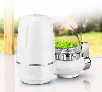 Фильтр-насадка на кран для проточной воды Clean Water Purifier белый