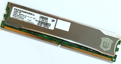 Игровая оперативная память Patriot DDR2 2Gb 800MHz PC2 6400U CL4 (PEP22G6400LL) Б/У
