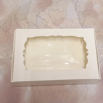 Коробка для пряників з віконцем 20 * 30 * 3см
