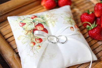 Свадебные аксессуары/подушка для колец на свадьбу, красная