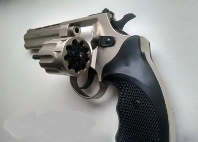 Револьвер под патрон Флобера Zbroia Profi 4.5 (сатин/пластик)