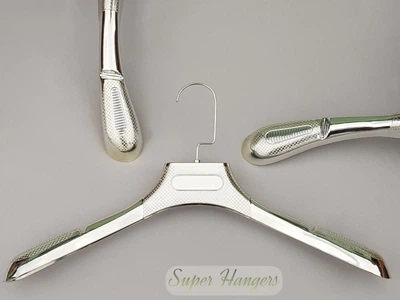 Плечики вешалки Hanger 44 см пластмассовые с широким ребристым плечом серебристые
