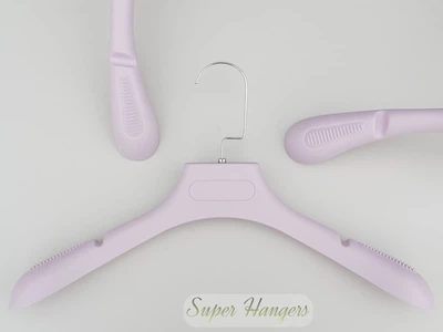 Плечики вешалки Hanger TZ6681 39 см нежно сиреневого цвета пластмассовые с ребристым плечом