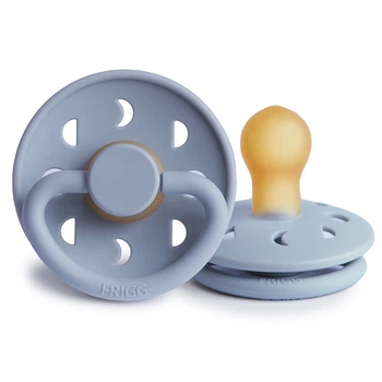 Пустышка FRIGG MOON PHASE Powder Blue (6-18 мес.)