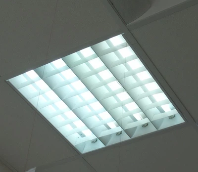 Растровый светильник люминесцентный врезной ВтRS/R 418/595/ Brille 118012