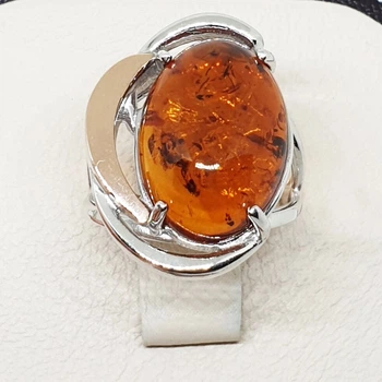 Кольцо серебряное с янтарем 18,5 6,62 г