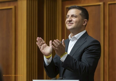 Плакат-постер А3 з принтом, Apriori, патріотичний, Президент України,Зеленський, Київ, Україна, прапор України, Слава Україні, Доброго вечора, ми з України, 3 вид
