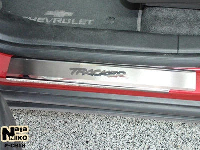 Накладки на пороги Chevrolet Tracker 2013- premium NataNiko P-CH18