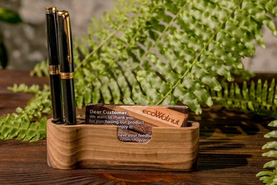 Настольная подставка для визиток и ручек из дерева от ecoWalnut «iCard» EW-44
