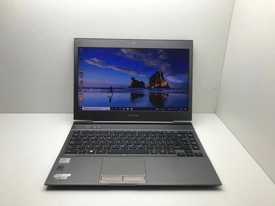 Ноутбук Toshiba PORTEGE Z930 \ 14.0 \ HD \ Core I5 \ SSD 128 GB \ ОПТ \ Б\У