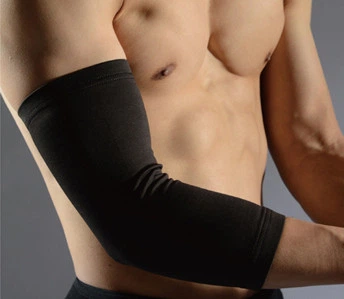 Компрессионный бандаж на локоть LiveUp ELBOW SUPPORT S/M Черный