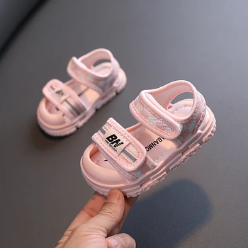 Сандалии детские в клеточку BN New Fashion Розовый 23 17416