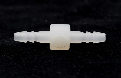 Штуцер ялинка пластиковий 3,0 мм для з'єднання пневматичних шлангів LUMED SERVICE LU-01405