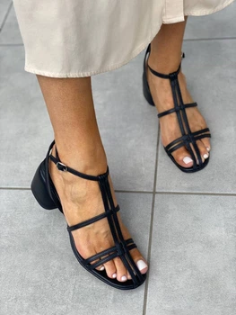 Босоножки женские ShoesBand Черные натуральные кожаные на каблуке 36 (23,5 см) (S85271-5)