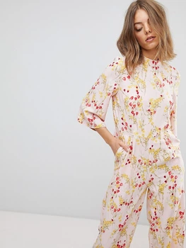 Укорочений комбінезон з відкритою спиною Vero Moda V190522/16 M (95734M) Квітковий принт