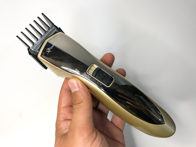 Машинка для стрижки волос Pro Gemei GM 6027