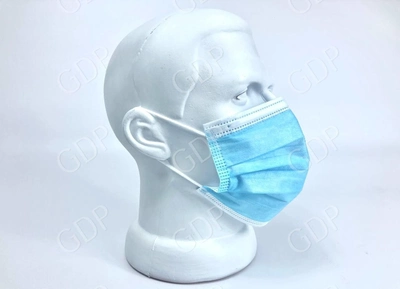 Захисна маска одноразова тришарова паяна з фіксатором для носа синя 50 шт.