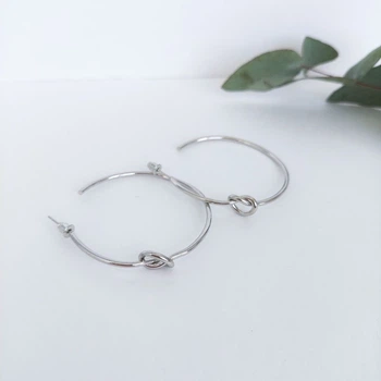 Серьги кольца с узелком DeKolie ER0027 серебристые