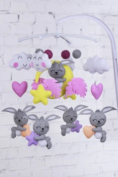 Детский музыкальный мобиль на кроватку для младенцев WooolyWool «Зайки-сплюшки» с 35 мелодиями (М032)