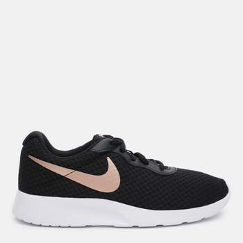 Rose gold hotsell nike tanjun