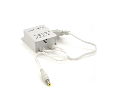 Импульсный адаптер питания 12В 2А (24Вт) штекер 5.5 - 2.1 Plastic Box Mini IP40 В90 - Ш50 - Г30мм крепление