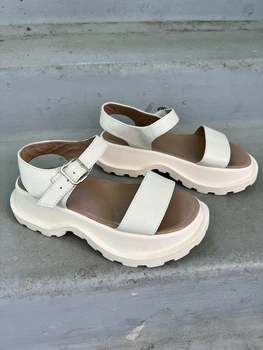 Босоножки женские ShoesBand Молочные натуральные кожаные на толстой светлой подошве 40 (25,5-26 см) (S55071-2)