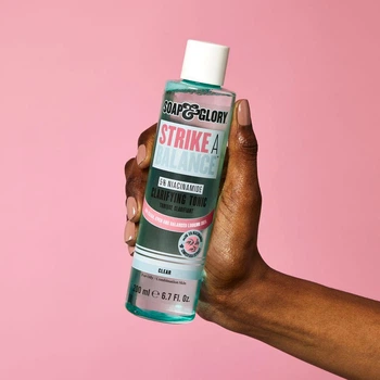 Тонер с ниацинамидом Soap & Glory Strike a Balance