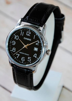Наручные часы в классическом дизайне Casio MTP-V002L-1B UDF Черные