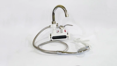 Кран-водонагрівач із душем бічне підключення Instant electric heating water Faucet FT-001