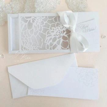 Gift Box Florale цвет жемчужный Поздравительная открытка + конверт для денег ручной работы