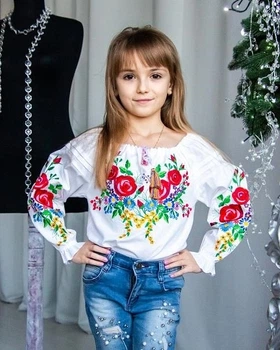 Вишиванка для дівчинки Галичанка Розалія бязь білий 110