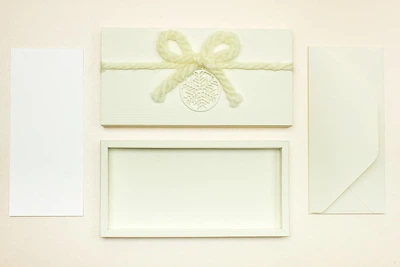 Gift box Cozy молочный, открытка + конверт в коробочке. Ручная работа