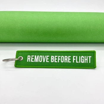 Брелок Remove Before Flight Зелений